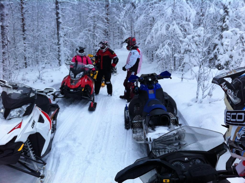 Hotel Karjalan Helmi Tolosenmäki Zewnętrze zdjęcie